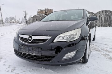 Opel Astra J 1.6 MPI 115KM ! Czarna ! Z Niemiec !