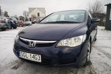 Honda Civic 1.8 140KM benzyna ! Sedan !